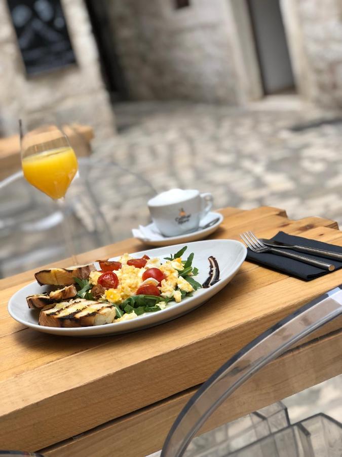 Bubalus Boutique Rooms Trogir Zewnętrze zdjęcie